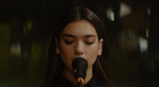 Dua Lipa & Martin Garrix 'Scared To Be Lonely'